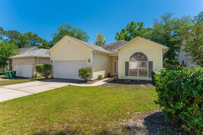 1697 Glenwood Ct