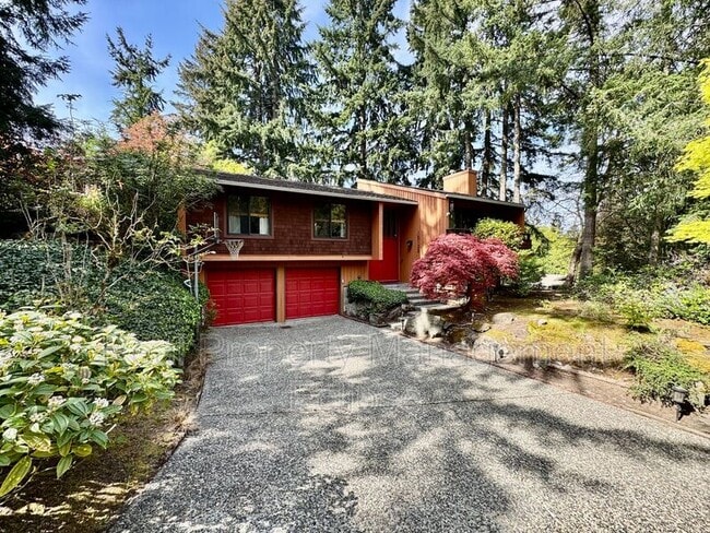 Building Photo - 15130 SE 47th Pl