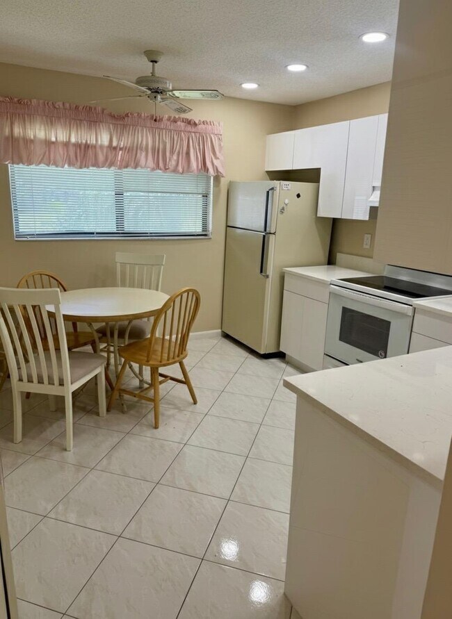 Photo - 15235 Lakes of Delray Blvd Unidad 303