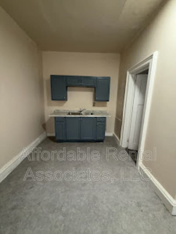 Photo - 1240 W Washington St Unit Lower Front