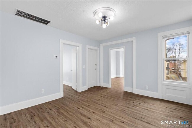Photo - 55 Admiral St Unit 2