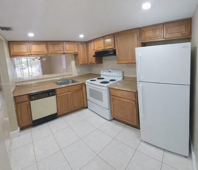 Photo - 19791 SW 114th Ave Unit 131