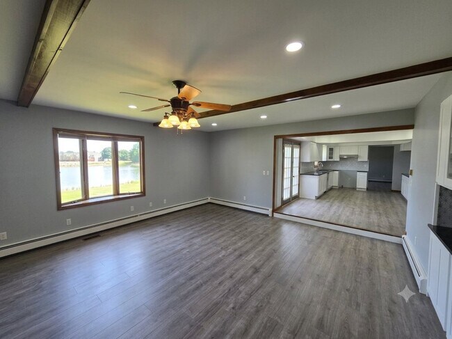 Photo - 14443 Lakeshore Dr