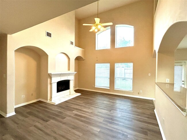 Photo - 2518 Brittany Lakes Dr