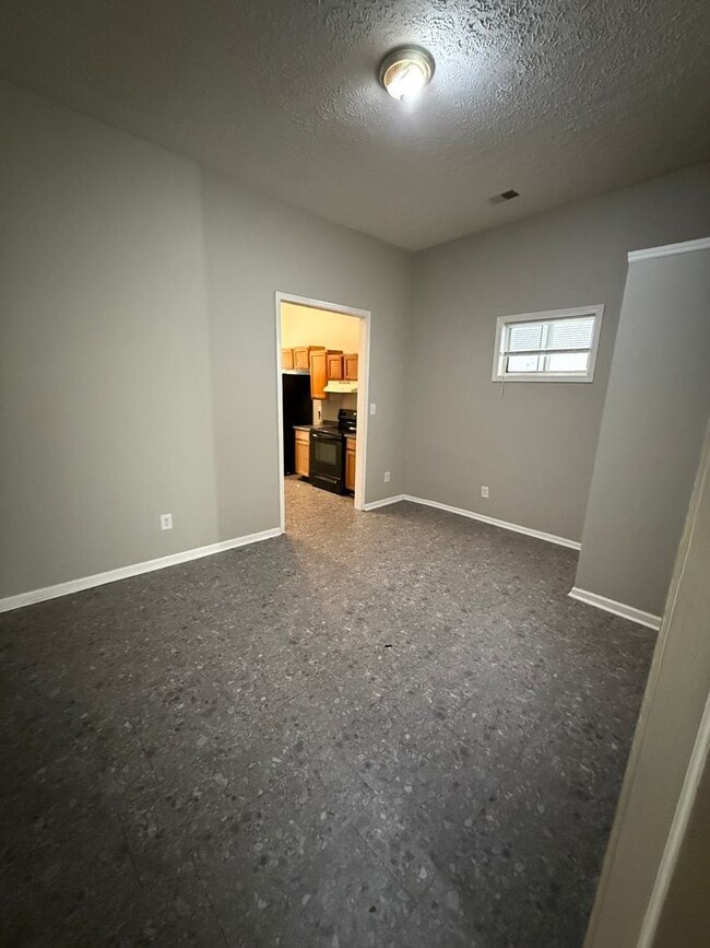 Photo - 3-BED 1-BATH SINGLE FAMILY HOME