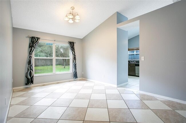 Photo - 3724 Pickwick Dr