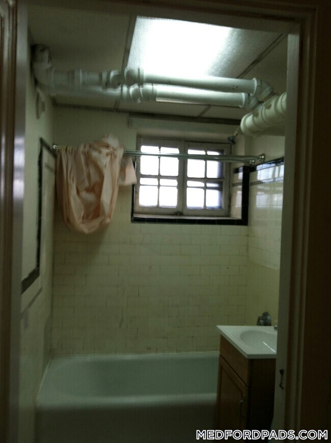 Photo - 63 Fellsway W Unit 19