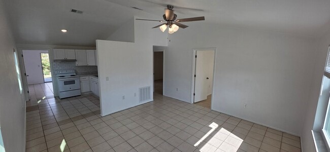 Photo - 3 bedroom 2 bath duplex