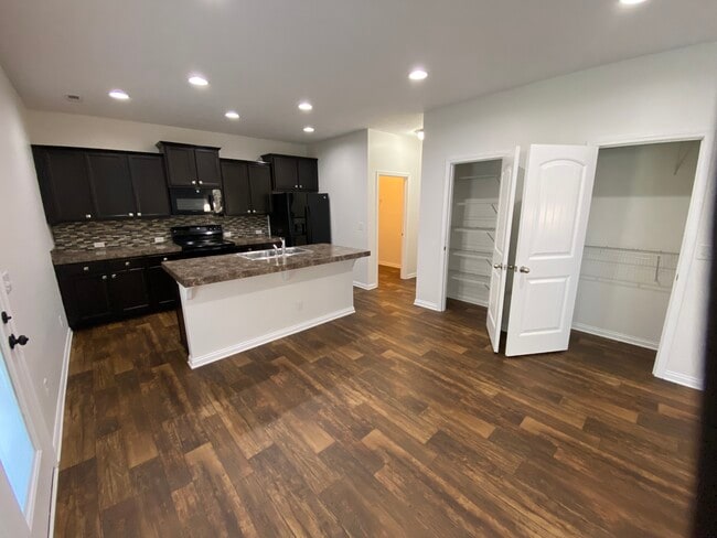 Photo - 6405 Autumn Valley Trce