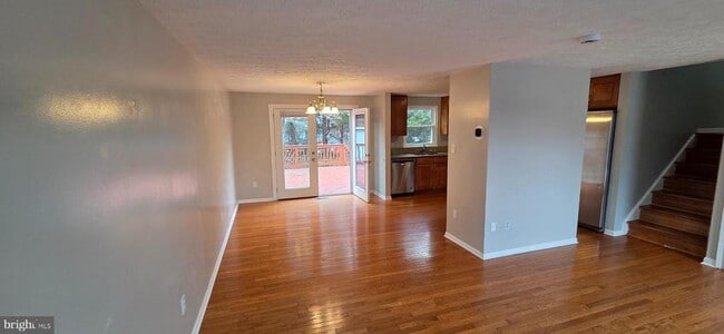 Photo - 223 Laura Anne Ct