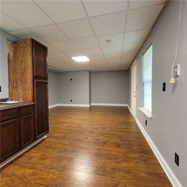 Photo - 1794 Stephens Pond View