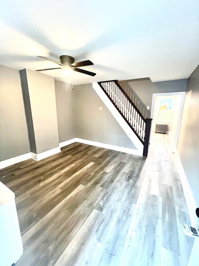 Photo - 6025 Magnolia St