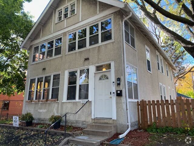 Building Photo - 1606 6th St NE Unit DUPLEX Rental