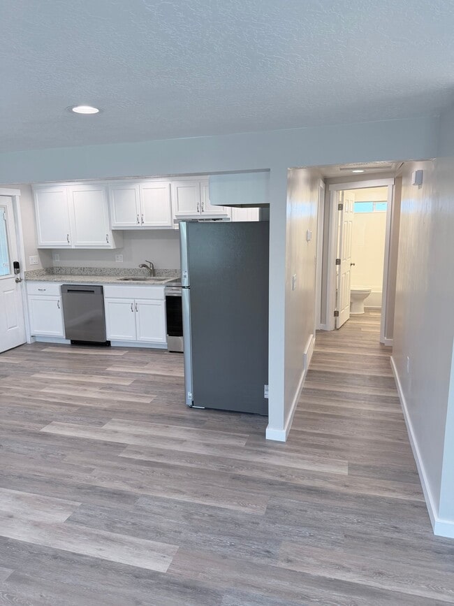 255 Marvista Ln