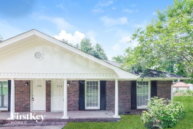 Photo - 1910 Brownsville Rd