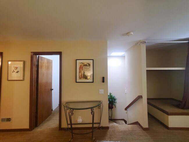 1717 Novato Blvd
