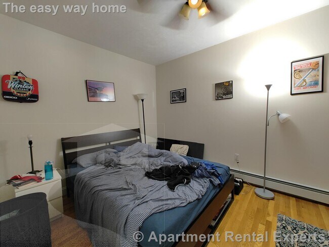 Photo - 1054 Cambridge St Unit #2R