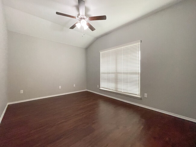 Photo - 3228 Beutel Rd