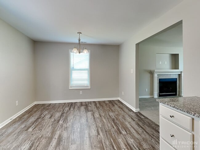 Photo - 147 Cattail Ln