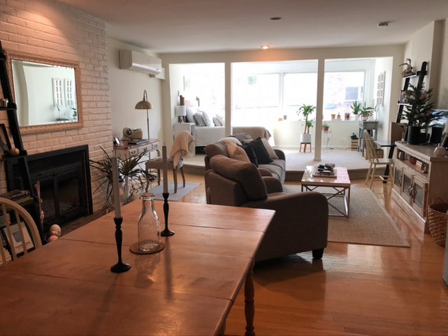 Photo - 1926 Lombard St Unit 2. floor