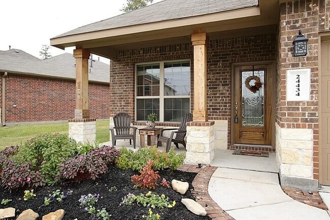 Photo - 24434 Sandusky Dr