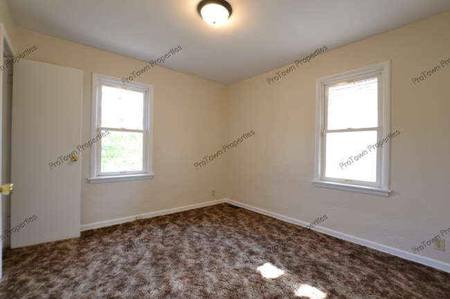 Photo - 1408 Woodruff Rd