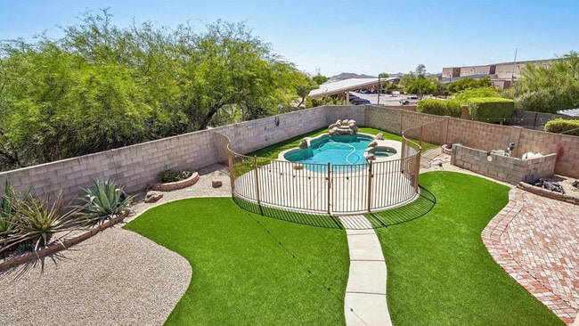 Building Photo - 4401 E Chaparosa Way