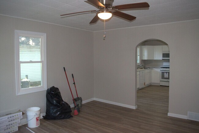 Photo - Great 2 Bed 1 Bath House!