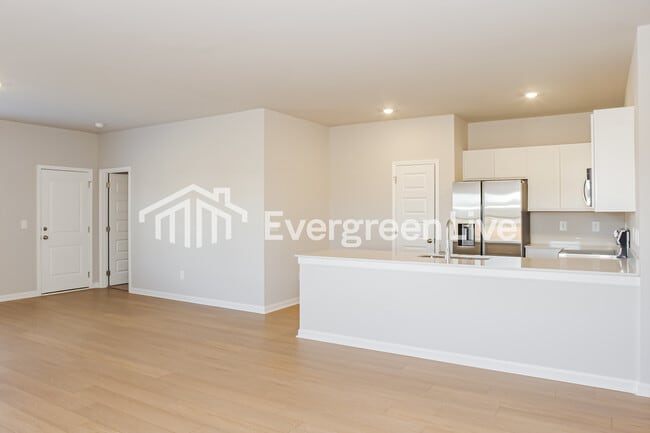 Photo - 17727 Denham Cir