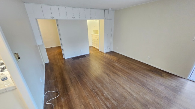 Photo - 519 N Gardner St Unit 521