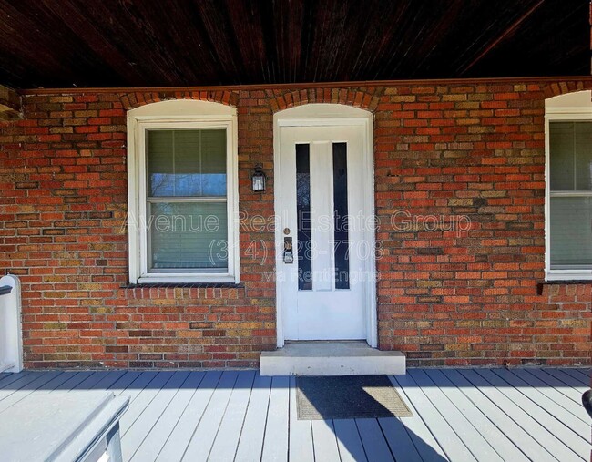 Photo - 3717 Cambridge Ave