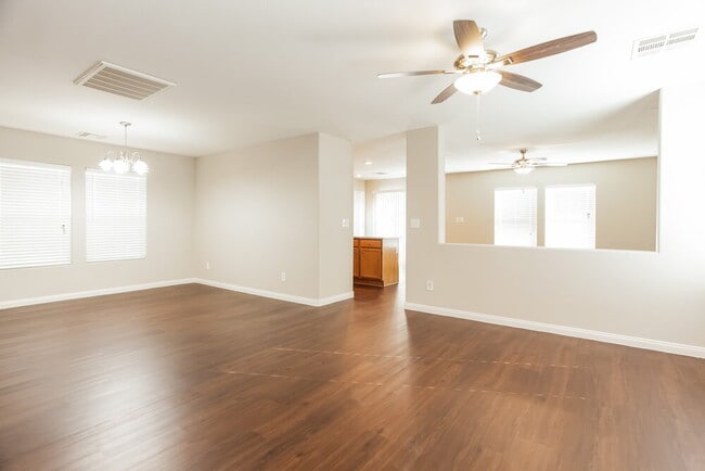 Photo - 3958 Russet Plains St