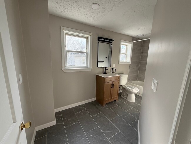 Photo - 18 Meadow St Unit 2