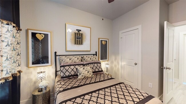 Photo - 9007 Lonestar Creekbend Ln