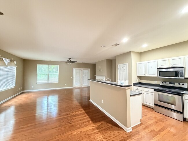 Photo - 3329 Fernview Dr