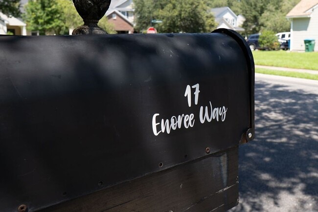 Photo - 17 Enoree Way