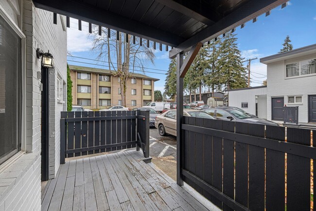 Photo - Manhattan Apartments - Normandy Park