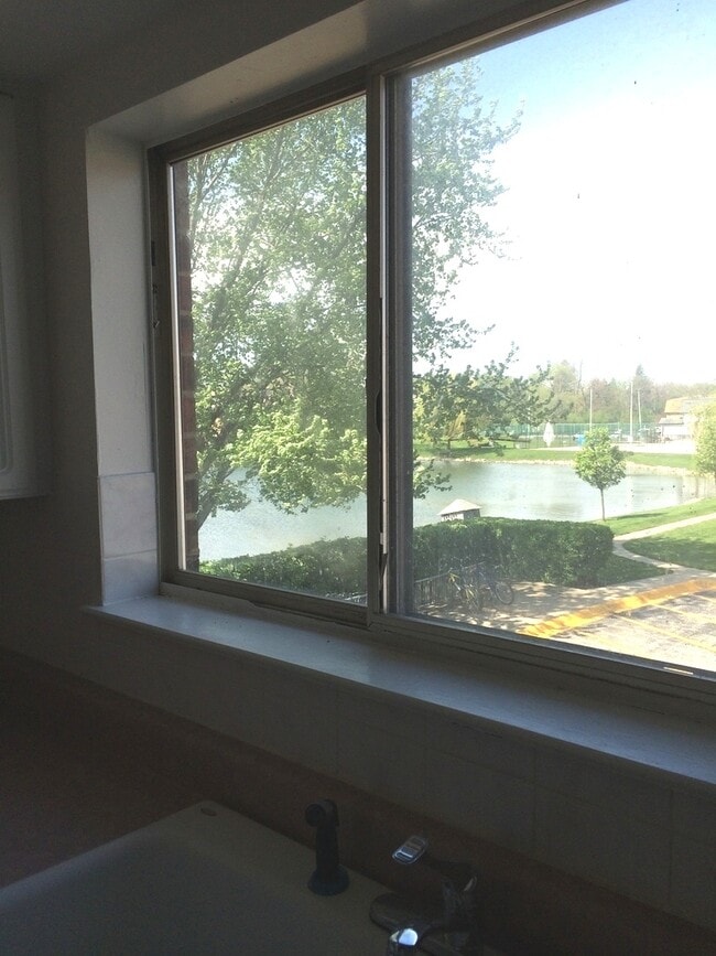 Photo - 9461 Bay Colony Dr Unidad 2S