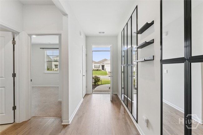 Photo - 116 Buttermere Wy