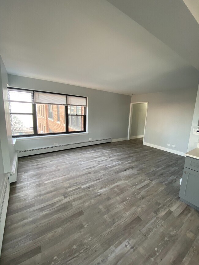Photo - 5858 N Sheridan Rd Unidad 807