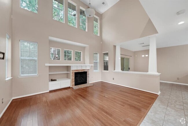Building Photo - 14 Scarlet Woods Ct Rental