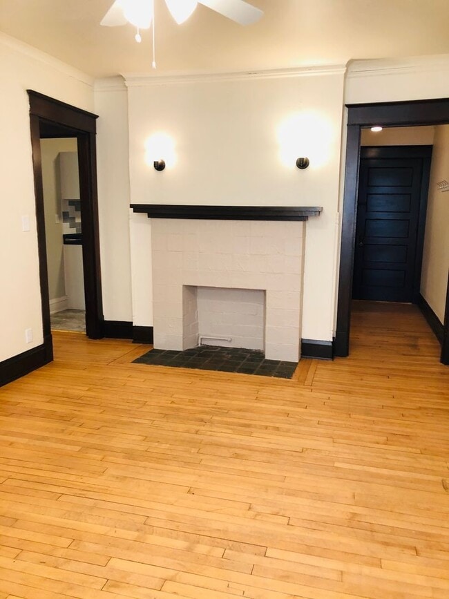 Photo - Saxony Manor