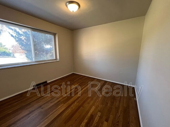 Photo - 9111 Olive Blvd Unit 1a