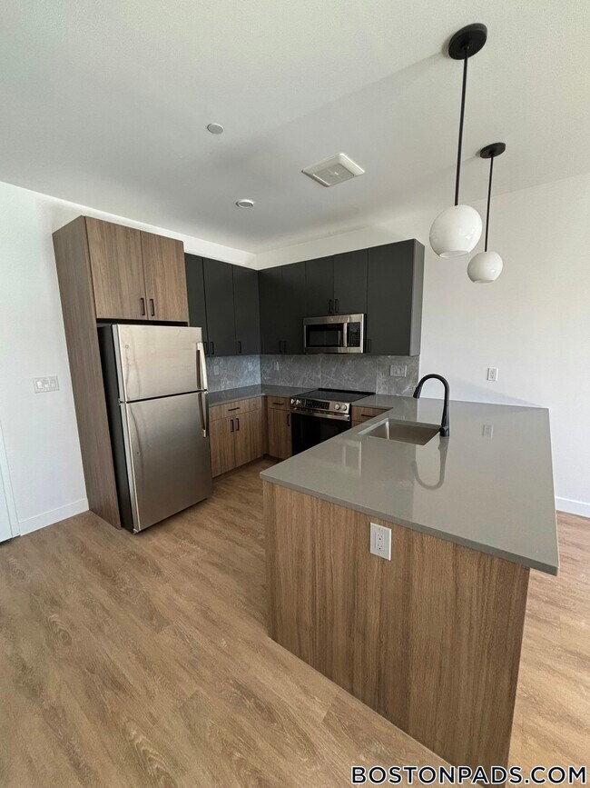 Photo - 199 Gardner St Unit 114