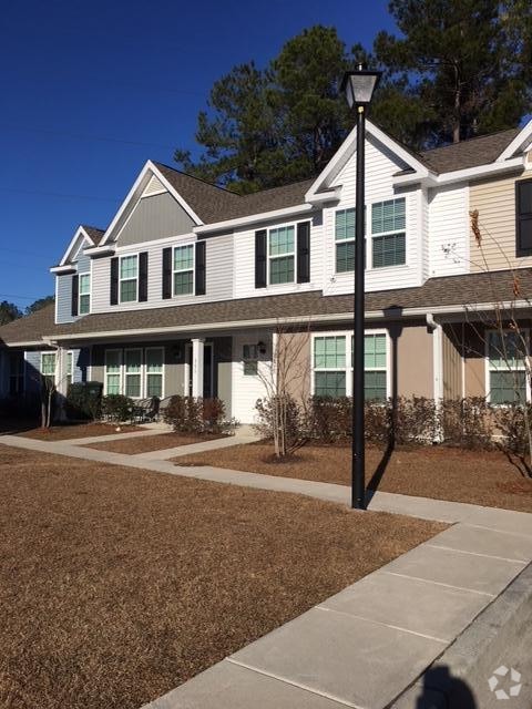 Building Photo - 447 Truman Dr Rental