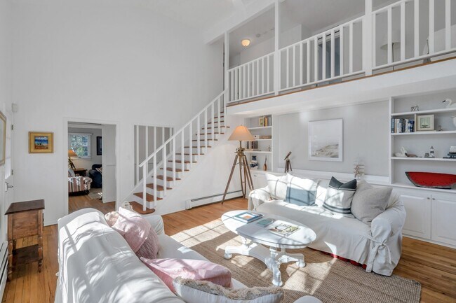 Photo - 44 Wireless Rd