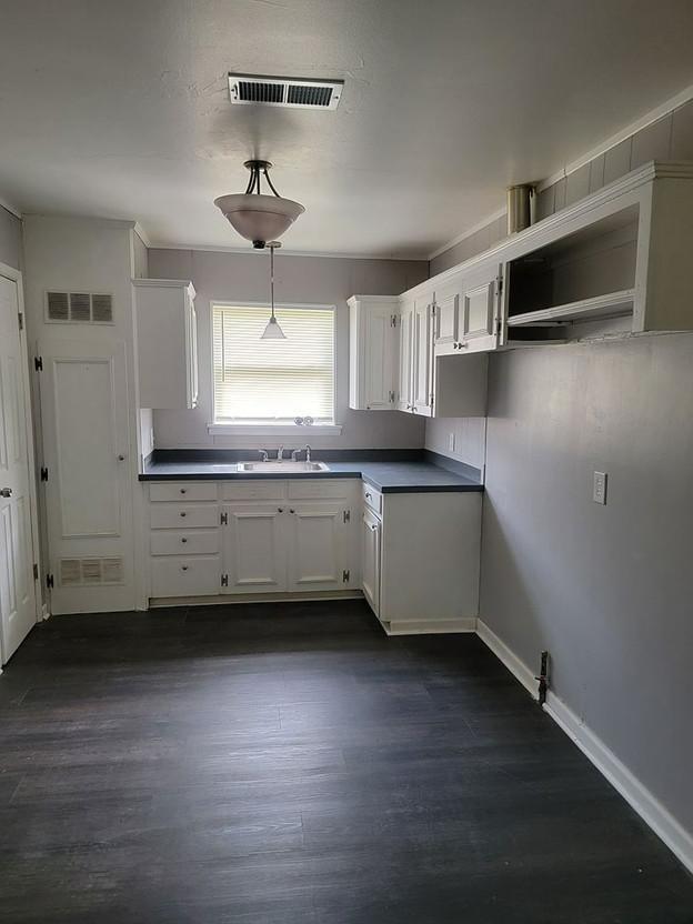 Photo - 716 Ellen Dr