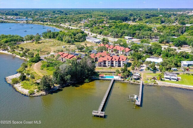 Photo - 2929 Kirkland Rd NE