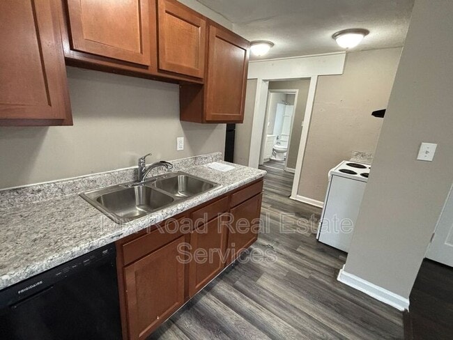 Photo - 1111 Richmond Ave