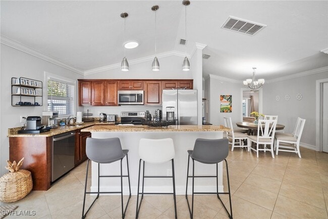 Photo - 865 101st Ave N